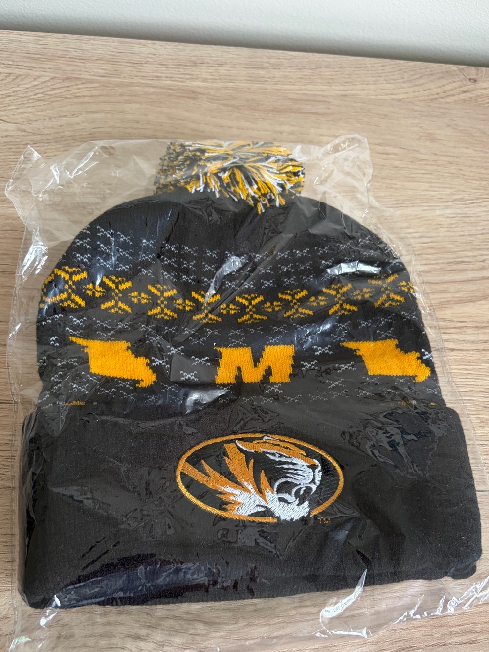 Missouri Tigers Black Cuff Pom Knit Hat